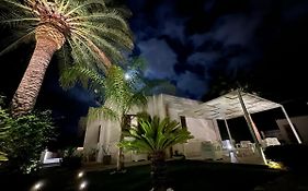 Villa Almyra